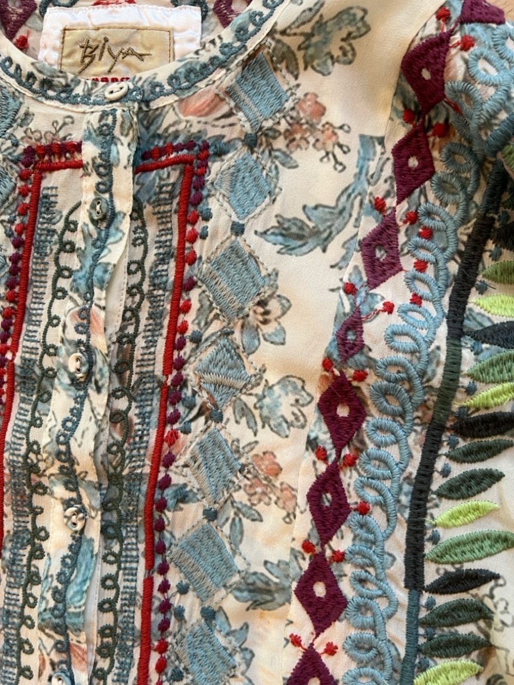 Johnny Was BYIA Isla Embroidered Floral Print Tunic Blouse Size M - Picture 8 of 16